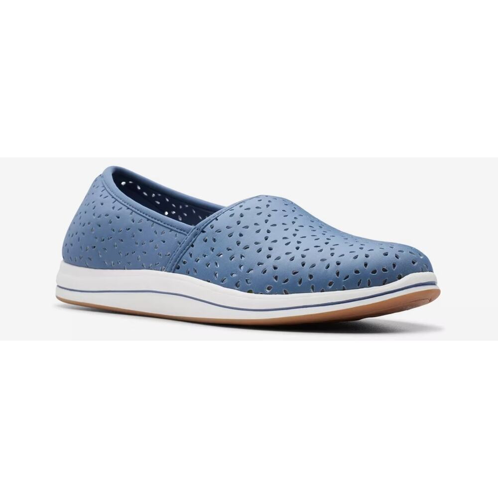 NEW Clarks Cloudsteppers Women's 9.5 Breeze Emily Slip-On Shoes Blue